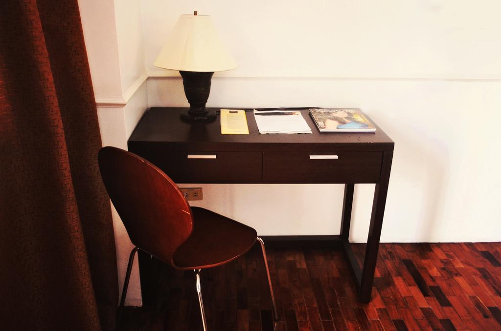 Vive Hotel Makati City Dış mekan fotoğraf