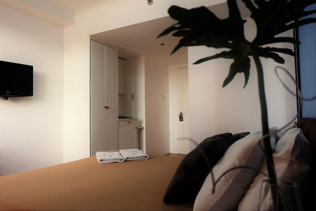 Vive Hotel Makati City Dış mekan fotoğraf