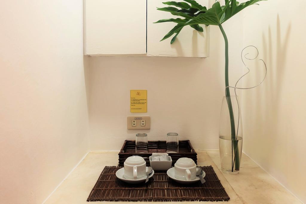 Vive Hotel Makati City Dış mekan fotoğraf