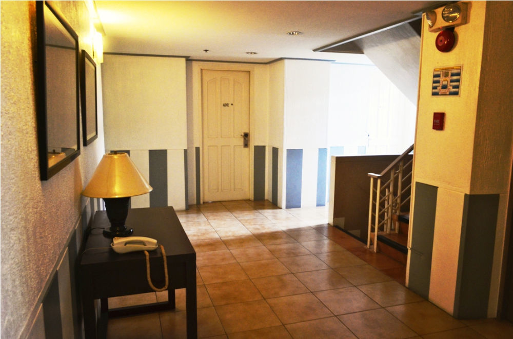 Vive Hotel Makati City Dış mekan fotoğraf